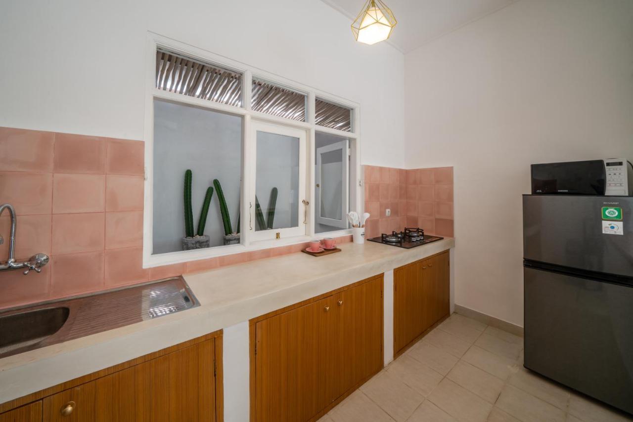 Villa Dadirri - In The Heart Of Seminyak - Walking Distance From Restaurants, Bars And Beach - Perfect Location المظهر الخارجي الصورة