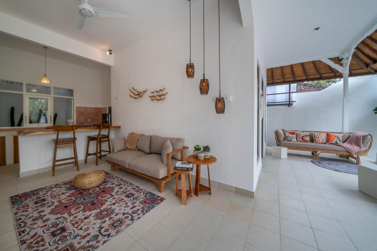 Villa Dadirri - In The Heart Of Seminyak - Walking Distance From Restaurants, Bars And Beach - Perfect Location المظهر الخارجي الصورة