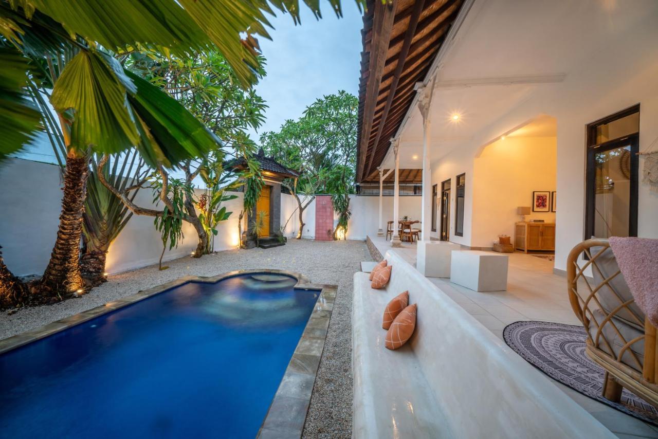 Villa Dadirri - In The Heart Of Seminyak - Walking Distance From Restaurants, Bars And Beach - Perfect Location المظهر الخارجي الصورة